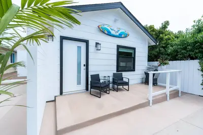 Image de Oceanside Happy Hula Retreat\nNew build - 1bed\/1bath located 1. 5 miles from Pier!