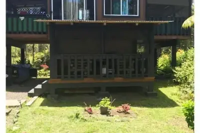 Treehouse Cabin