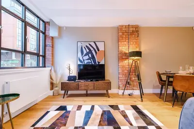Cohost Partners Retreat with Terrace, 4 Guests