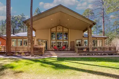 Luxury cabin w/ Views, Golf and Ski: Fore Seasons
