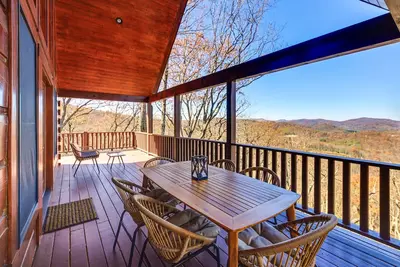 Image de Mtn-View Blue Ridge Cabin on Over 2 Acres!