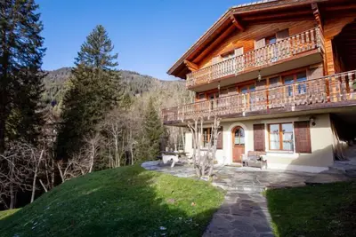 Chalet Tetras by Interhome