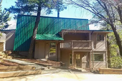 Image de A-Frame Julian House of Games Located 5 Minutes to Downtown Julian