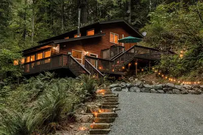 Image de Mt. Baker Cabin - Ac, Hot Tub, Bbq, Hiking, WiFi
