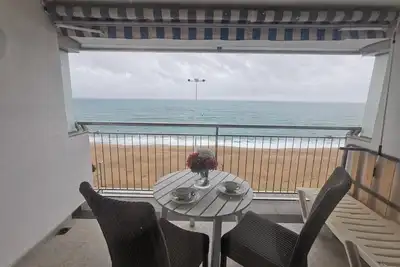 Image de Studio moderne en bord de mer sur la Costa Brava