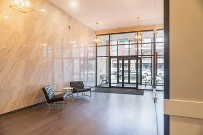 Image de Hotel Style Condo 2 beds + Underground Parking\n\n