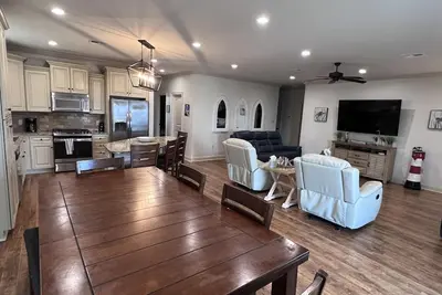 Image de Pelican Reef - Boat Access - Island Realty
