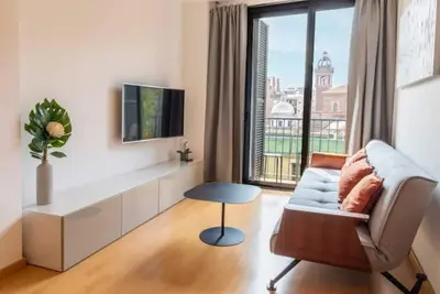 Image de Apartamento 2 Dormitorios/1 Baño Balcón - Eixample