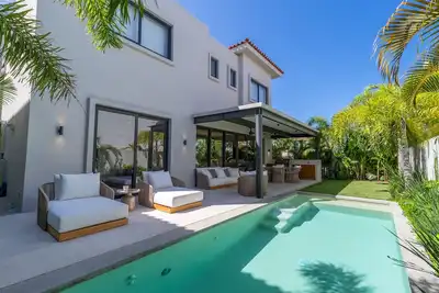 New 4bed/5bath Luxury Villa+Private Pool! el Tigre