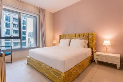 Image de Bellavista-Charming-1br w/ Extra Room-29Boulevard-Partial Fountain View Bv 11-11