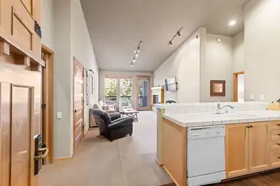 Image de 809 | King + Twins 2bd - Spa, Gym & Pool Time