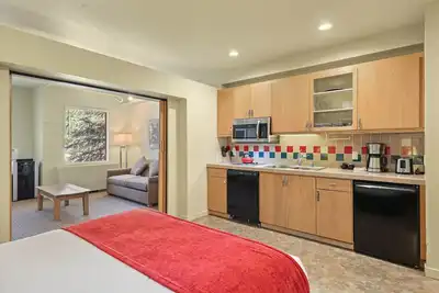Image de 250 | Easy-Breezy Studio - Ac, Spas, Pool & Tennis