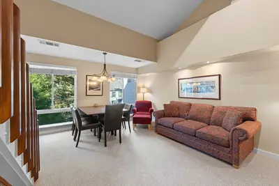 Image de 313 | Premium Loft - Full Kitchen, A/C – Sleeps 6