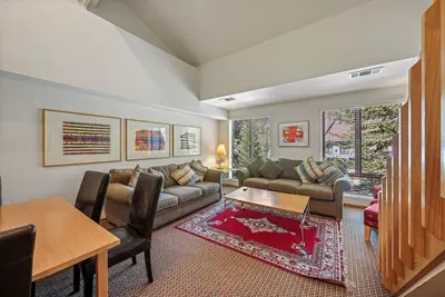 Image de 305 | Pool View A/C Loft! – Tubs, Sauna & Fun