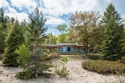 Image de Autumn Sky - The Modern & Relaxing Beach Cottage
