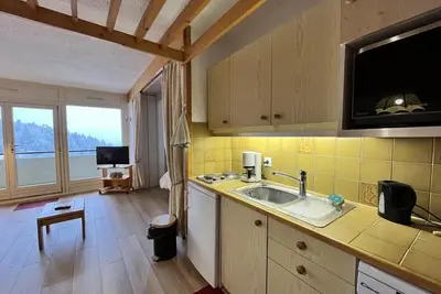 Image de Rez-de-chaussée, balcon, parking, télévision, 39m², Villard de Lans