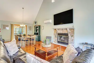 Image de Blakeslee Home w\/ Game Room - 5 Mi to Skiing!