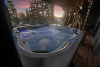 Image de Utah's Best Parks & Luxury Await