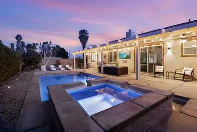Image de Secluded Getaway w/ Self Check-in & Slt Water Pool