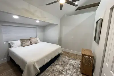 Image de Lux Tiny FarmHouse 2br\/1ba