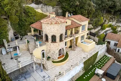 Image de Monaco La Turbie Birds Eye View Villa on Hills of Monaco - Golf Club Monaco near