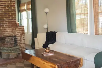Image de The 1928 located in Historic Downtown Murfreesboro Where Vintage and Modern meet