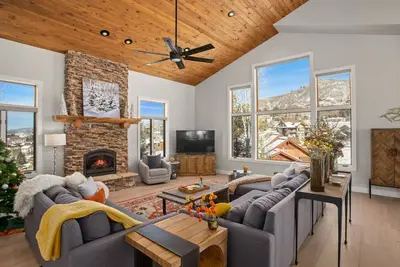 Image de New Luxury 5bedroom, Gondola Views, Close to Mt