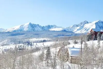 Image de Cozy Cabin with Private Hot Tub and Stunning Views