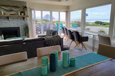 Image de Beautifully Remodeled Oceanfront Home! Previously Listed B4 Remodel with 5-Stars