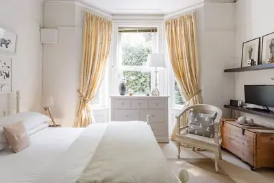 Image de Rustic Revived Victorian Seaside Retreat