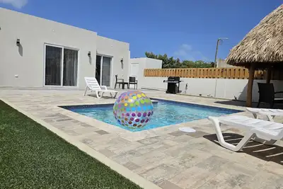 Image de Aruba Personal Paradise-Private backyard pool & palapa
