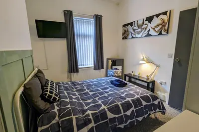 Stylish Double En Suite Room in a Central Location with Fantastic Facilities.