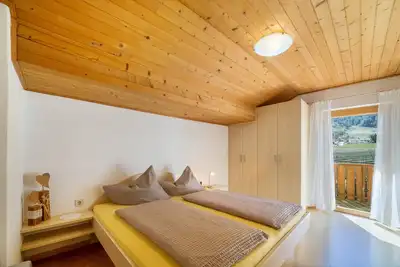 Image de Appartement \"Typ A Pöder's Haus\" avec vue sur la montagne, jardin partagé et Wi-Fi
