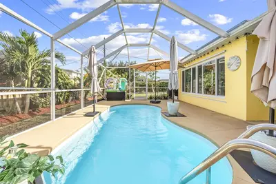 Image de Sandpiper Paradise Free Heated Pool-10min->the Beach, 20min-> the Usssa Complex.