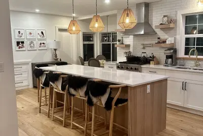 Image de Charming Victoria Character home-Pet Friendly!