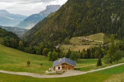 Image de Champel - Chalet moderne 180m2 | Vues | Sauna | Alpage calme