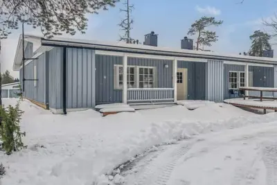 Saariseläntie 8 b 7 by Interhome