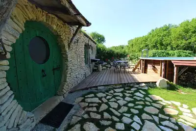Image de Gîte Atypique La Maison Hobbit Troglodyte