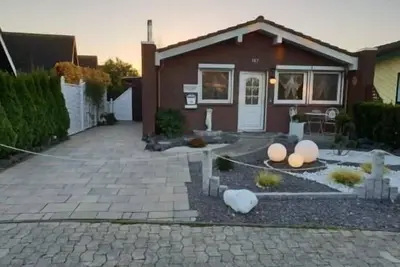 Image de Ebenerdiger Reihenendbungalow mit Gehobener Ausstattung für bis zu 4 Personen