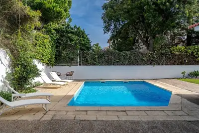Image de Oeiras apt in Spacious Villa | Shared Pool