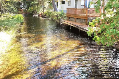 Image de Black Lake's Rainy River Retreat Sleeps 10