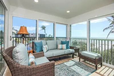 Image de Blue Gulf 201 - Exclusive three bedroom direct gulf front condo