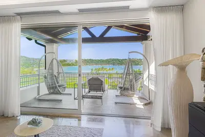 Image de Luxury, Ultimate Convenience: Your Ocean View Dream Villa in Los Sueños