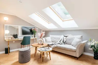 Image de Stylish modern apartment beneath Wawel Castle
