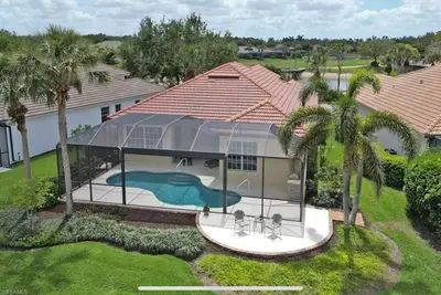 Image de Beautiful private pool home in gated community. On Naples border. Sleeps 6