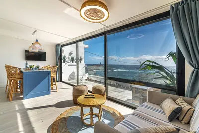 Image de Maison de vacances 'Brisa Marina' avec vue sur la mer, terrasse privée et Wi-Fi