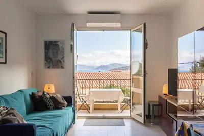 Image de Appartement 'I Certali' avec vue sur la mer, Wi-Fi et climatisation