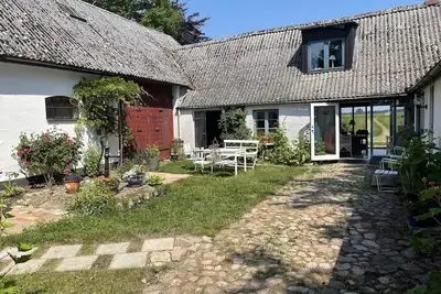 Image de Wonderful Scania farm in Fagra Österlen. Modern Building and Beautiful Courtyard