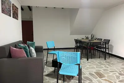 Image de Amplio Apartamento en Plena Zona Rosa la 70