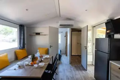 Image de Mobil home California 31m2- 3 chambres + Climatisation + Tv 6 personnes